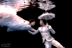 Hochzeit Unterwassershooting mit Pia & Ecki
