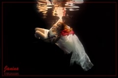 Model Unterwasser Fotoshooting